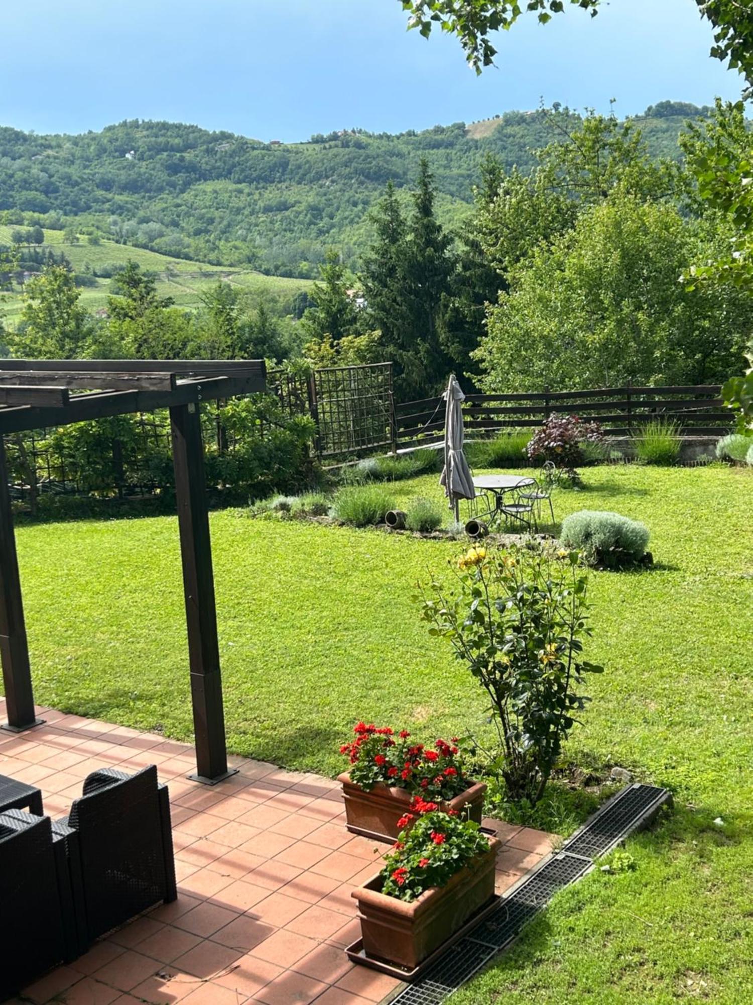 Cascina Ciosse B&B Grognardo 외부 사진